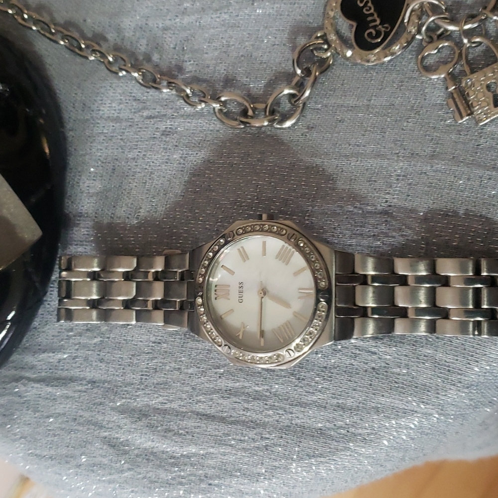 Guess Watch with Guess Black Pouch